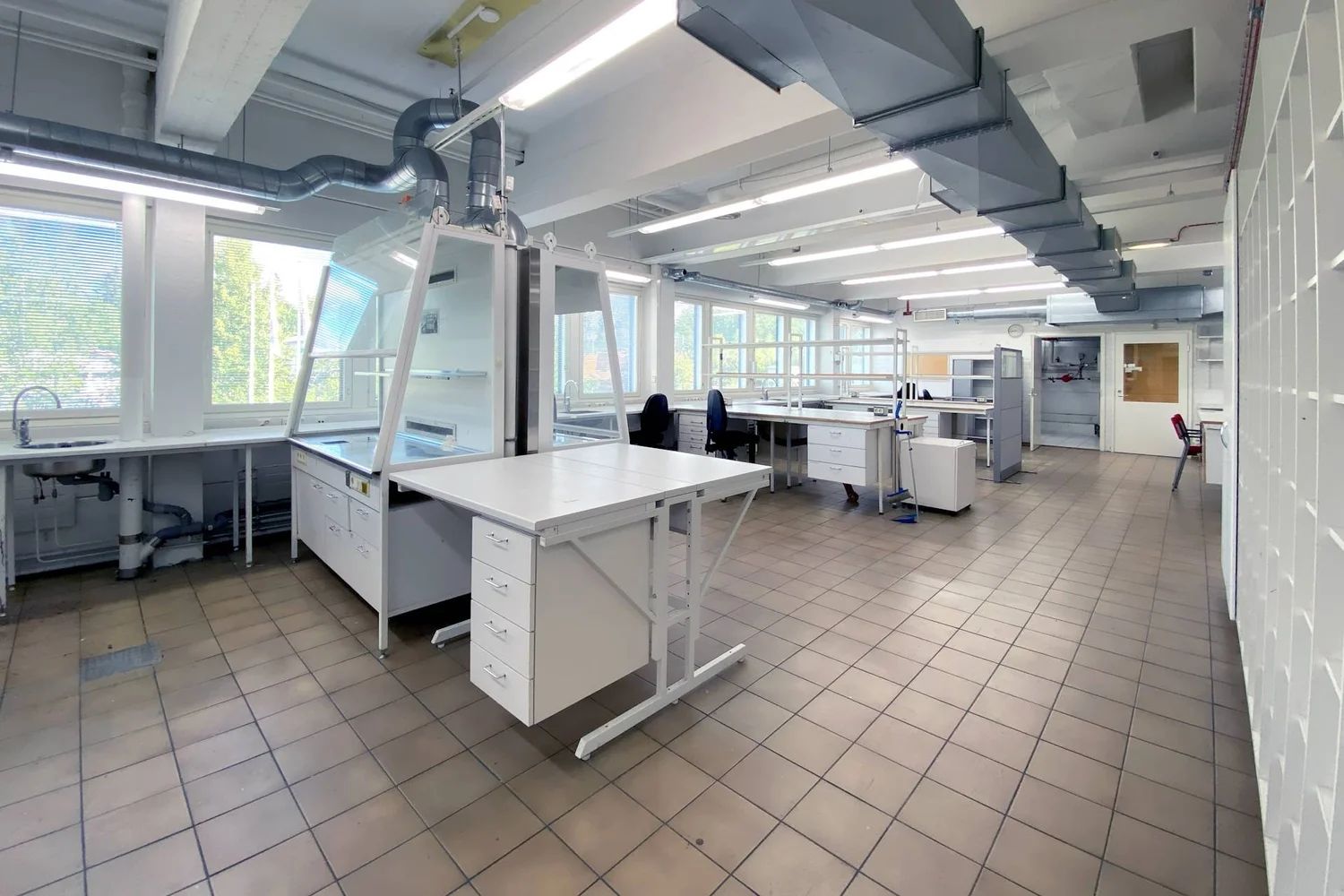 Laboratorio 285m2