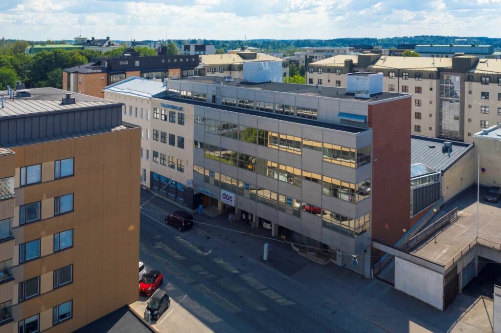Vuorikatu 35 tarjoaa monipuolisia toimitiloja aivan Lahden keskustassa. Vapaita toimisto-, liike- ja varastotiloja l&...