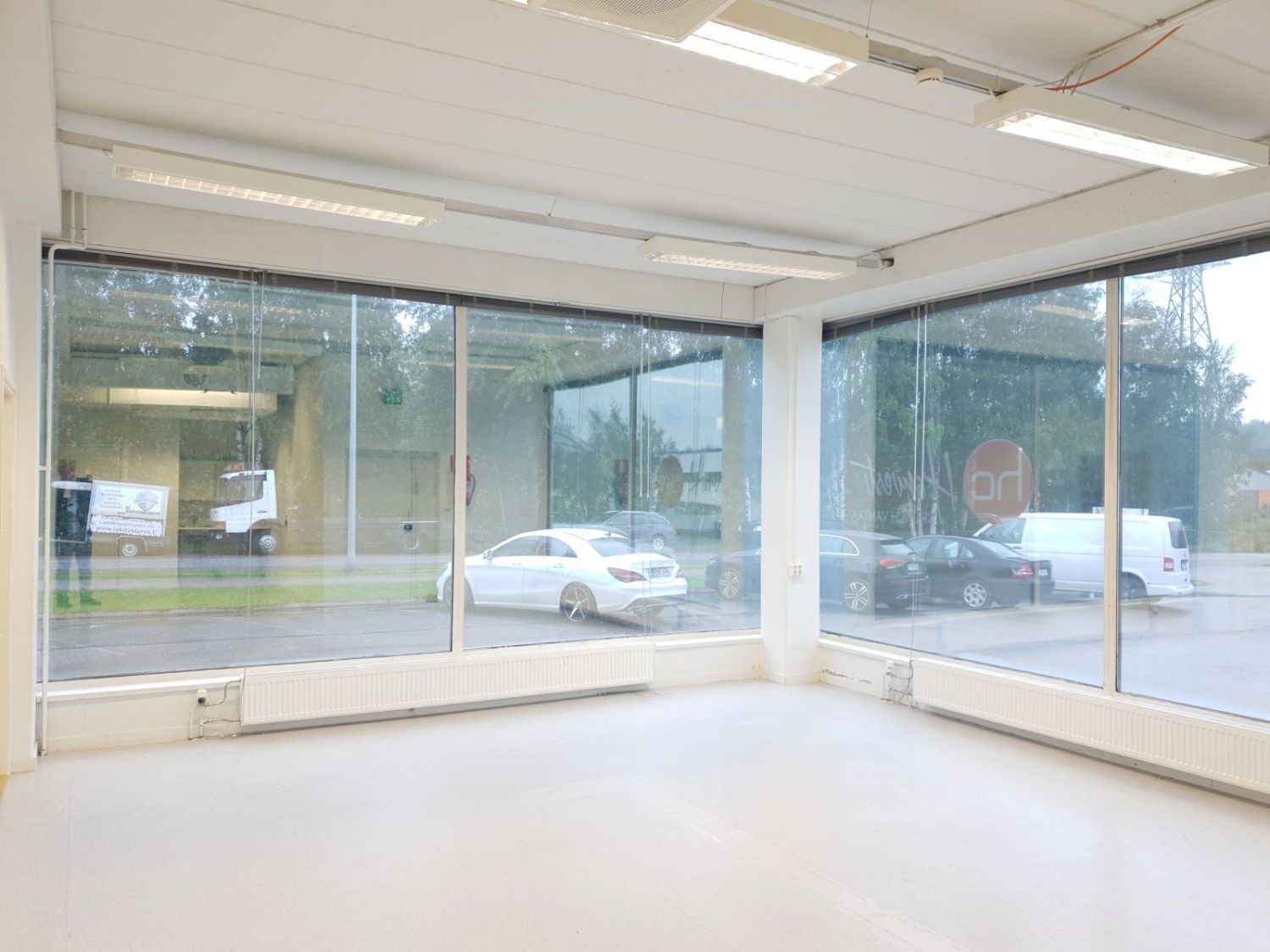 1.krs showroom/tsto