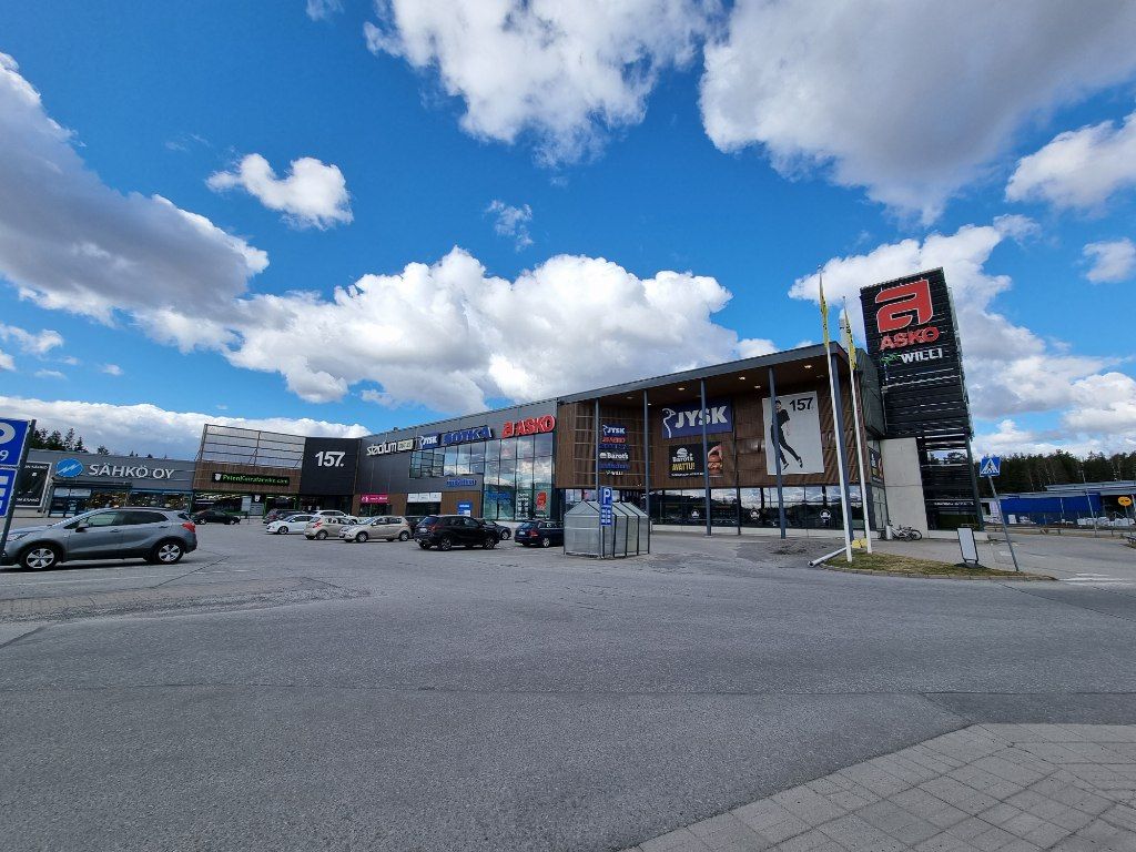 Myymälätilaa Raisiosta, Ikean alueelta