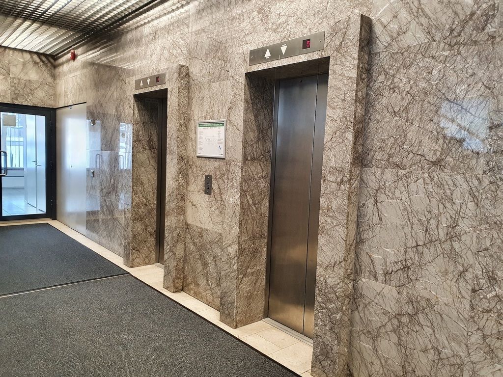 02.jpeg