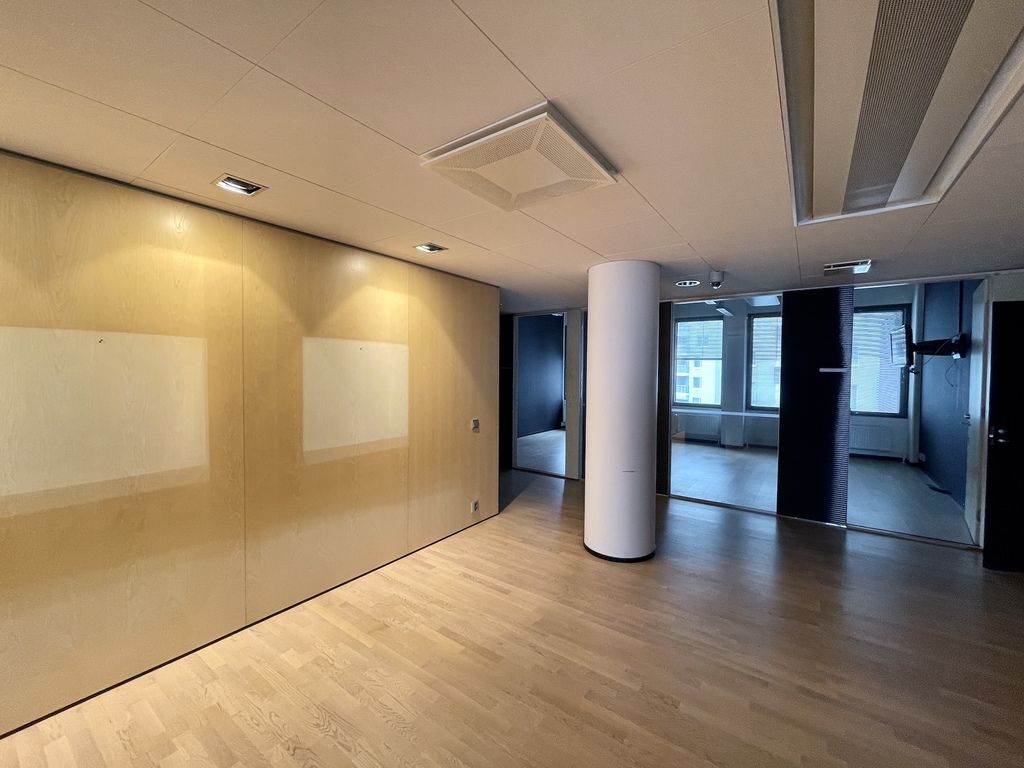 03.jpg