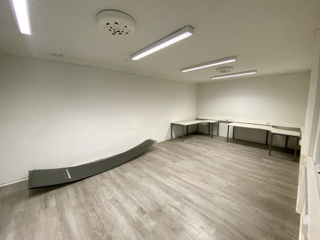 05.jpg