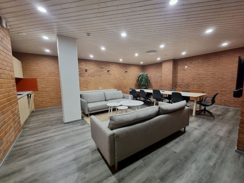 03.jpg
