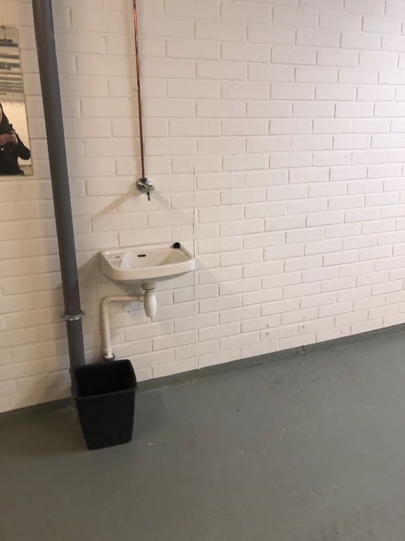 02.jpg