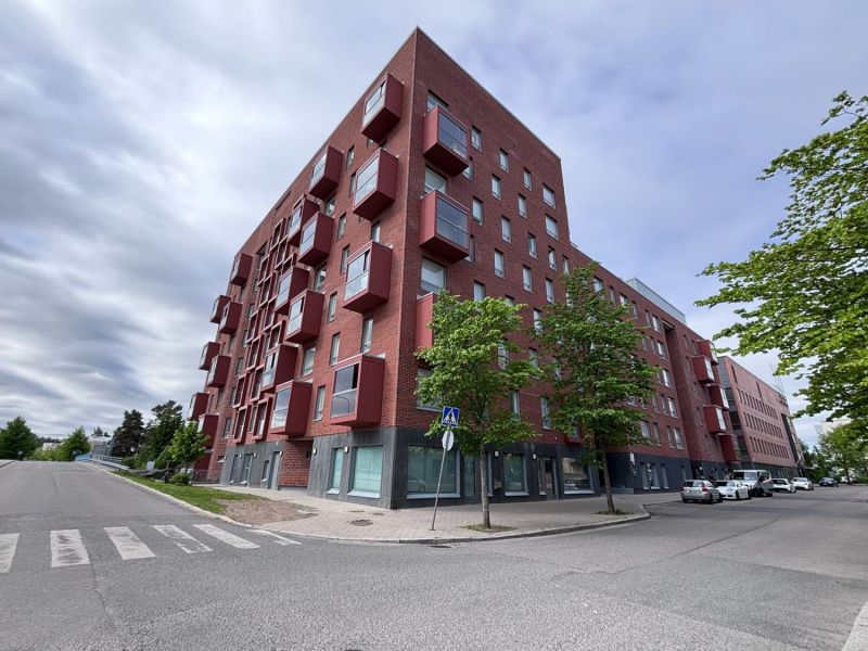 Tyylikäs, katutason 35 m² toimisto/ liiketila loistavalla sijainnilla, aivan Rastilan metroaseman läheisyydestä.