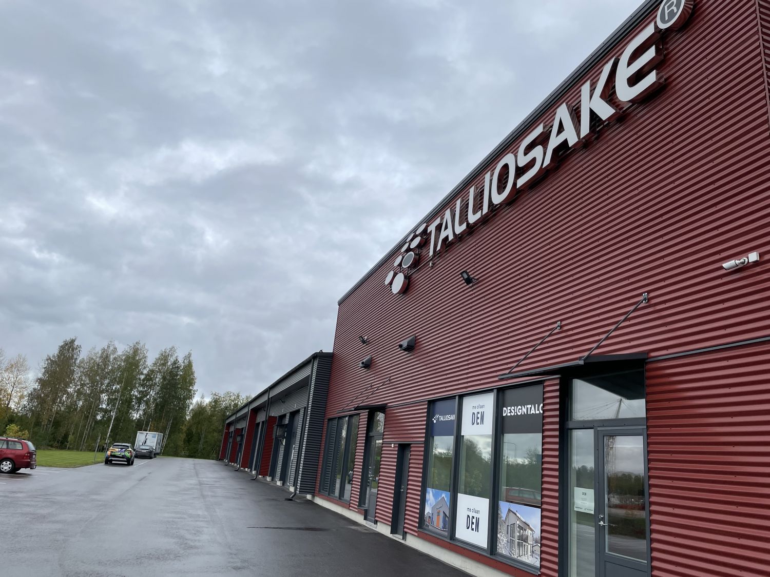 Julkisivu