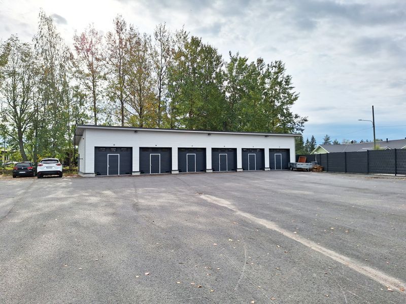 Vuokrataan uudehko hallitila Vantaan Luhtaanmäestä! Vuokra 299 €/kk, alv-vapaa