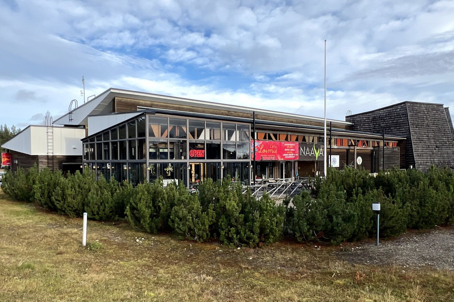 Julkisivua