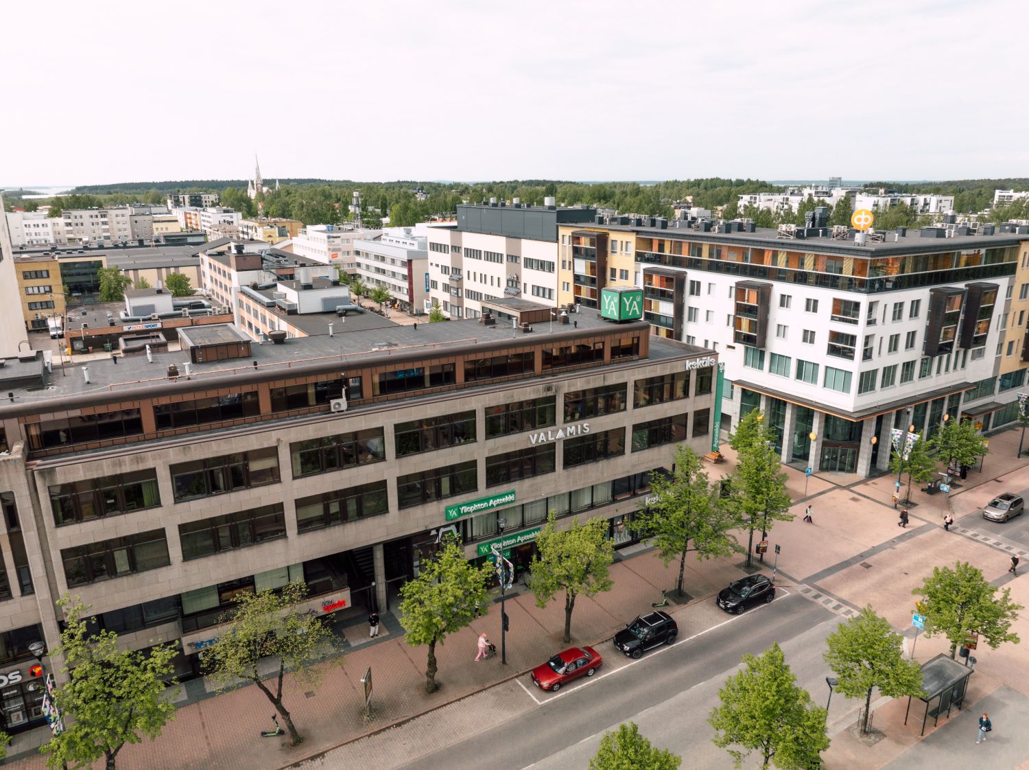 Julkisivu