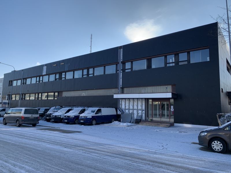 Inspiroiva ja juuri remontoitu 80 m² toimistotila Roihupellon parhaalta paikalta 