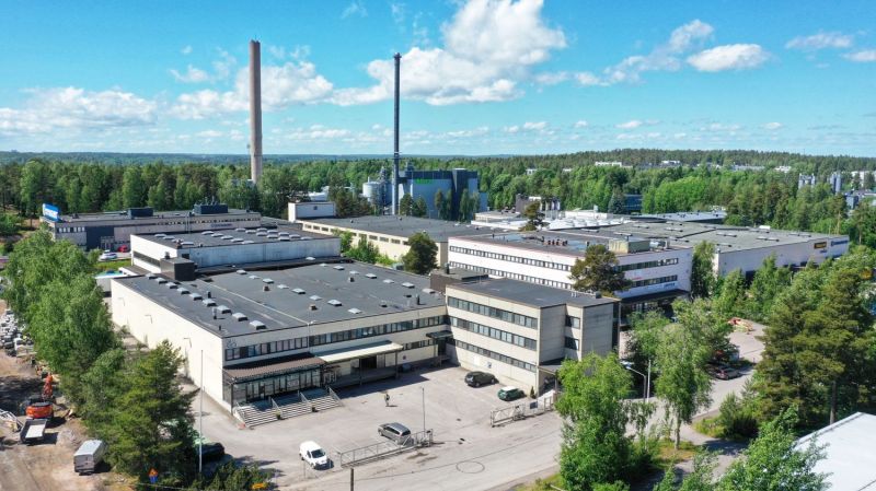 Valoisa toimistotila Espoon Kiviruukissa. 