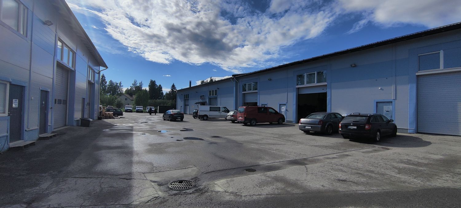 Julkisivu