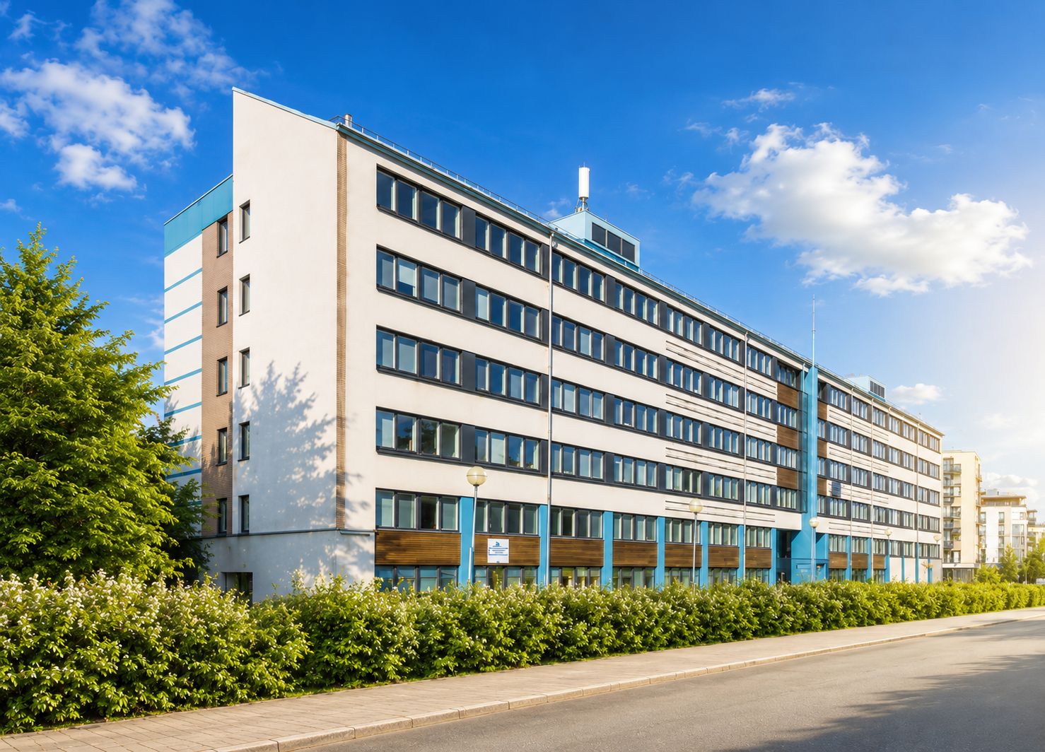 Vattuniemenranta 2:ssa on tarjolla joustavasti muokattavia toimistotiloja erilaisiin yritystarpeisiin. Vapaita tiloja...