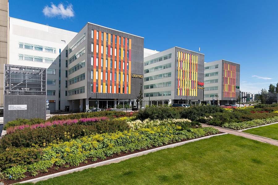 5. kerroksen 497 m²:n valoisa toimistotila Sola Business Valleyssa Leppävaaran alueella.