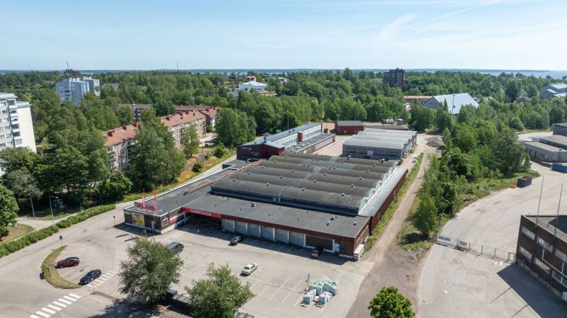 Myydään kiinteistökokonaisuus Kotkasta