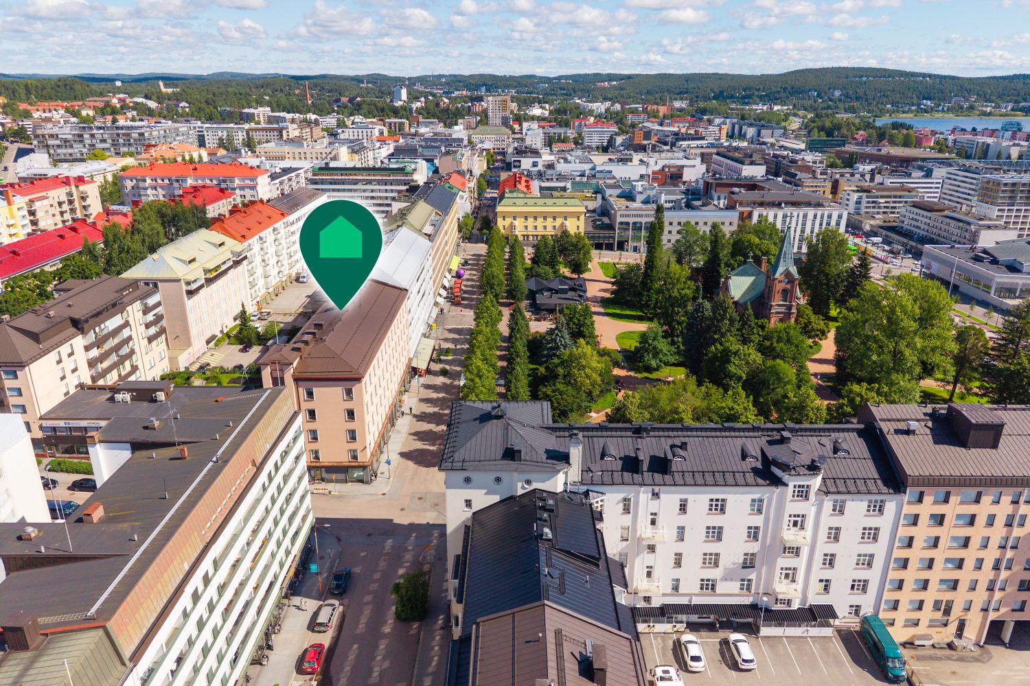 Toimistotila aivan ydinkeskustan tuntumassa - Viihtyisät näkymät Kirkkopuistoon!