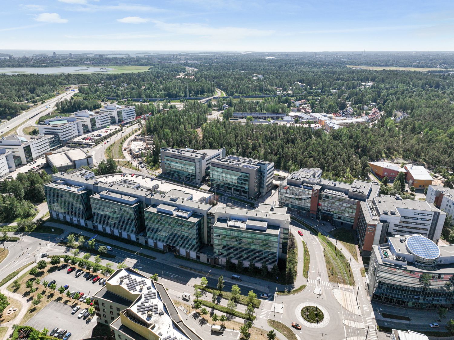 Palvelut pelaavat näissä Quartetto Business Parkin Cello-talon tiloissa. Espoon Leppävaarassa sijaitseva Quartetto Busin...