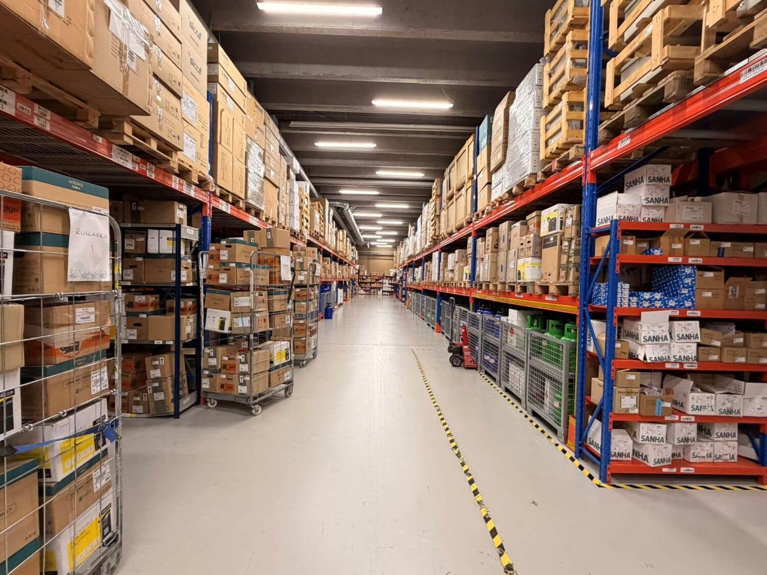 Vuokrattava varastotila Ruosilantie 18:ssa Helsingin Konalassa
