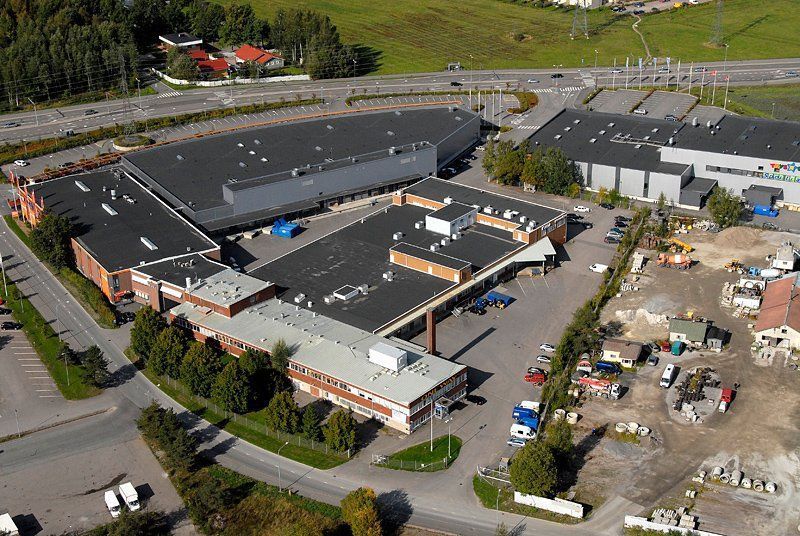 Vuokrattavana heti vapaa ja toimiva 695 m²:n varasto-toimistotila. Kokonaisuus koostuu maanvaraisesta varastotilasta, jo...