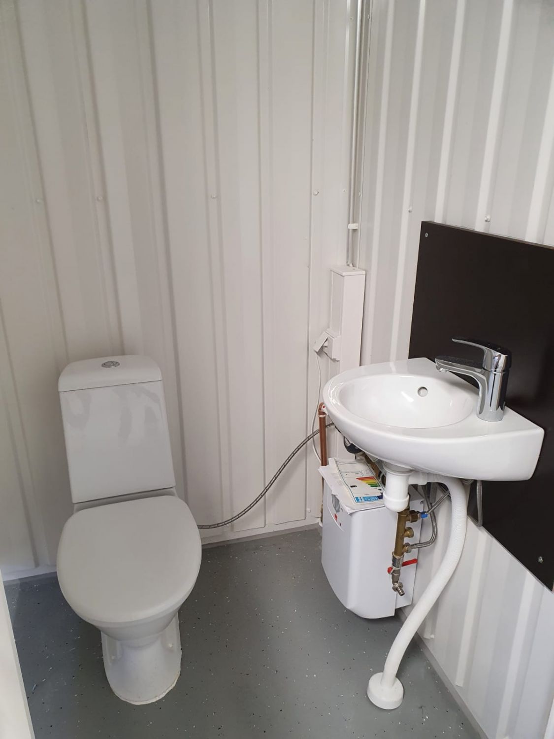 Viitteellinen wc -kuva