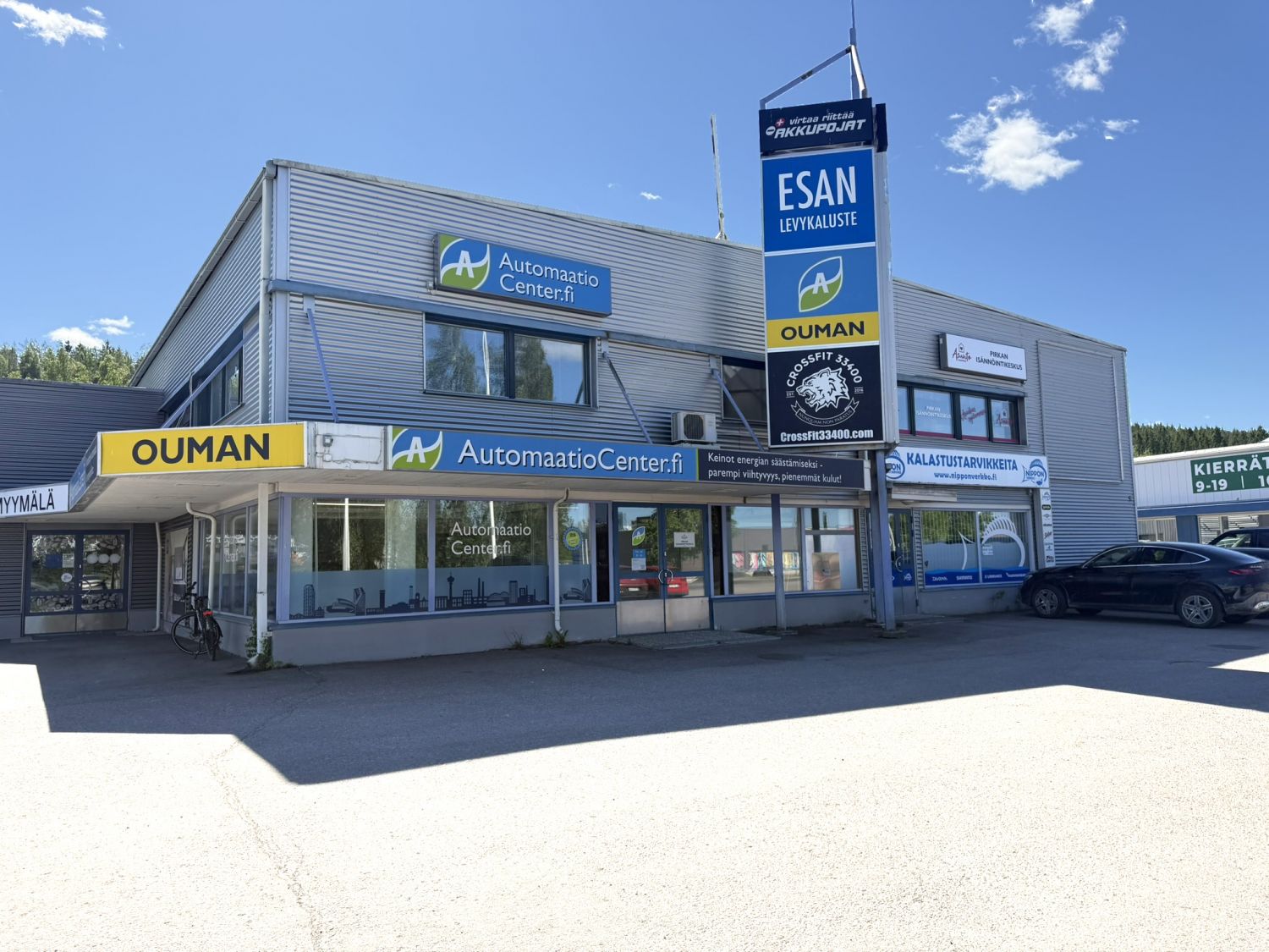 Julkisivu