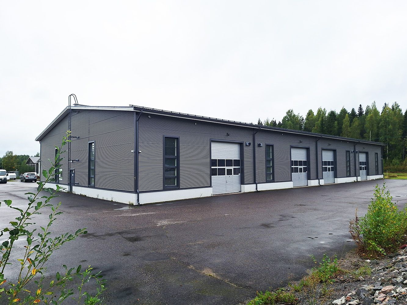 Läpiajettavat hallitilat Pornainen