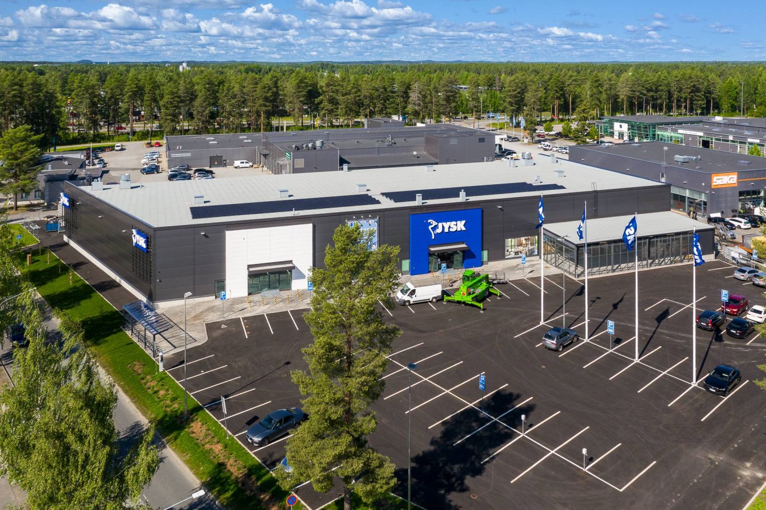 Julkisivu