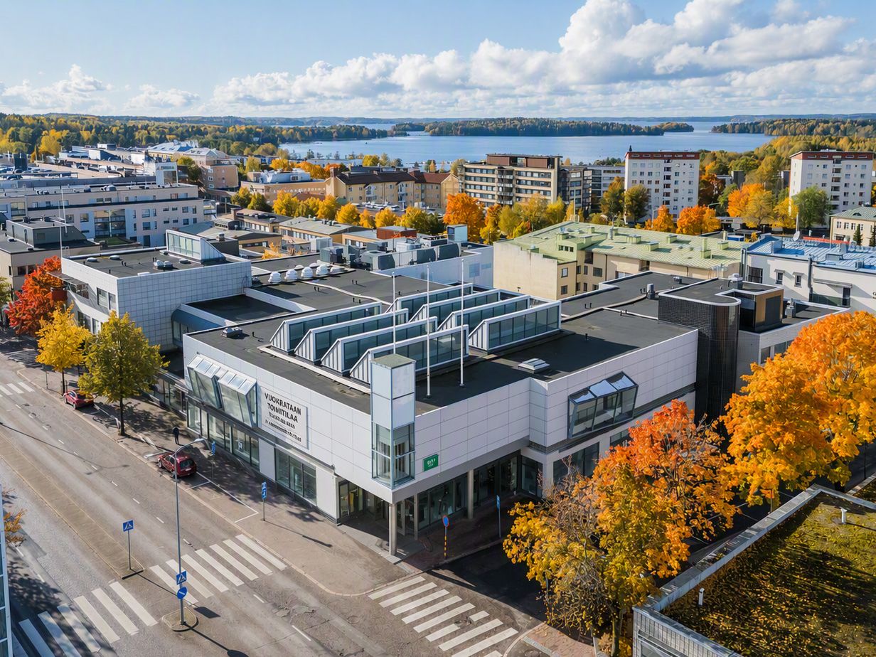 2. kerroksen erinomainen liiketila.