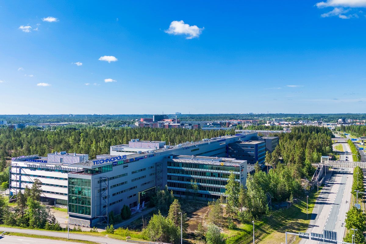 Vuokrattavana Technopolis Aviapoliksessa Vantaalla B-rakennuksessa muuttovalmis ja valoisa 524 m² toimistokokonaisuus, j...