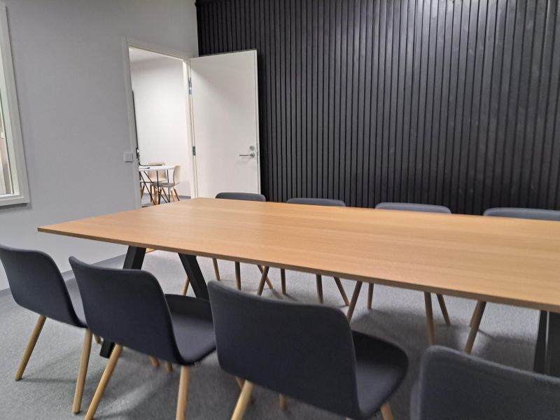 Vuokralaisten yhteinen kokoustila 