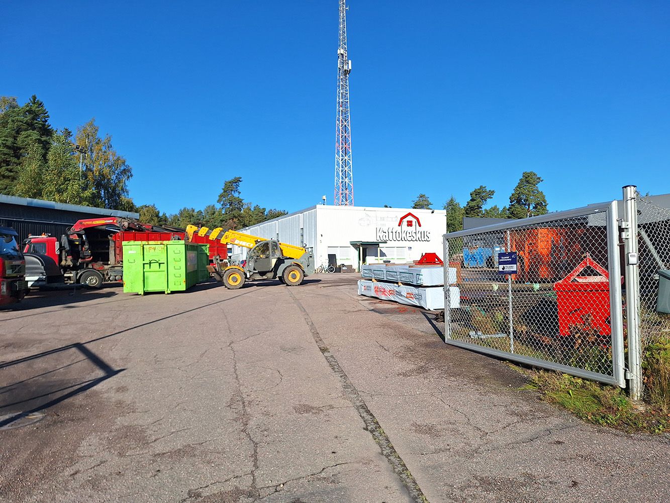 Monipuolinen hallikiinteistö Tarmola Porvoo
