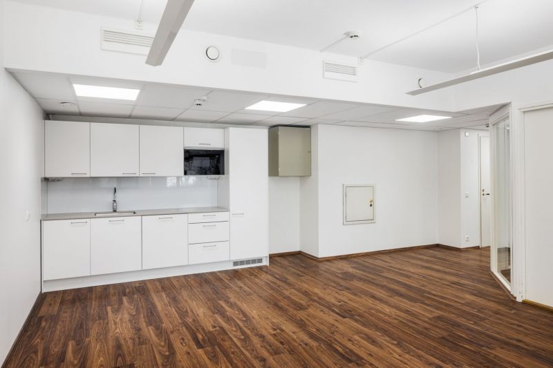 82 m²