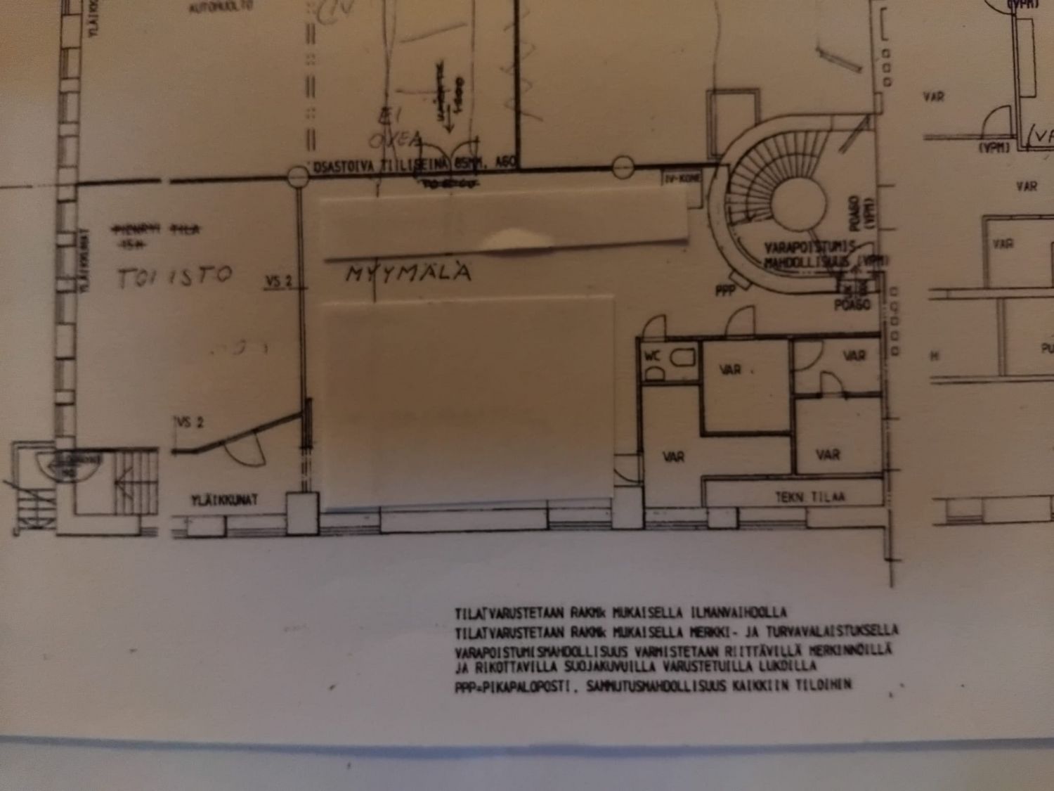 Vuokrattavana noin 190 m2 hyvältä paikalta keskustan läheisyydestä. 
Rekisteröity myymäläksi tällä hetkellä, omalla sähk...