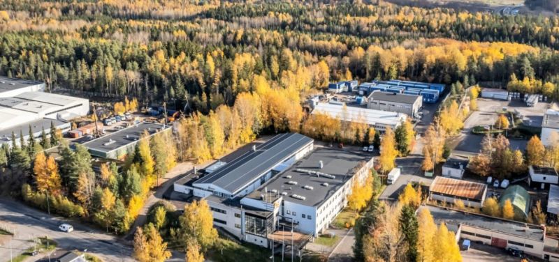 Vuokrataan toimistotilaa 2. krs, useita jaettavia huoneita, keittiö ja wc.
Ota yhteyttä ja sovi esittely, vuokrauspalvel...