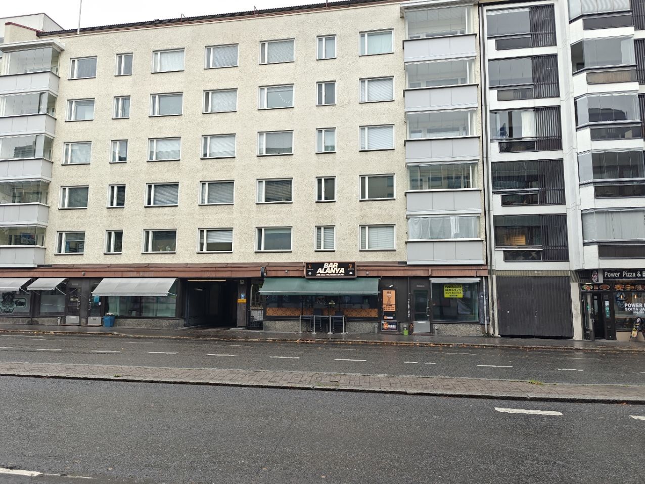HETI VAPAA TEHOKAS LIIKE- TAI TOIMISTOTILA KESKUSTASSA, 21 m2!