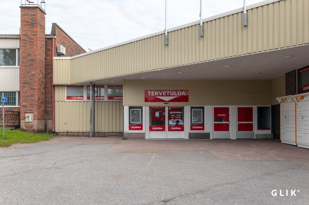 Myydään monipuolinen kiinteistö joka soveltuu sijoitukseen tai kiinteistökehitykseen.

Erinomaisella paikalla Kangasalan...