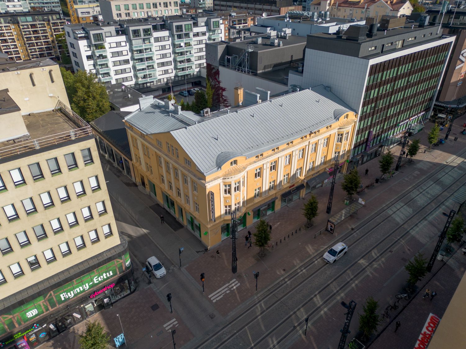 Tampereen ydinkeskustassa sijaitsevat edustavat toimistotilat tarjoavat erinomaiset puitteet esimerkiksi asianajo- ja su...