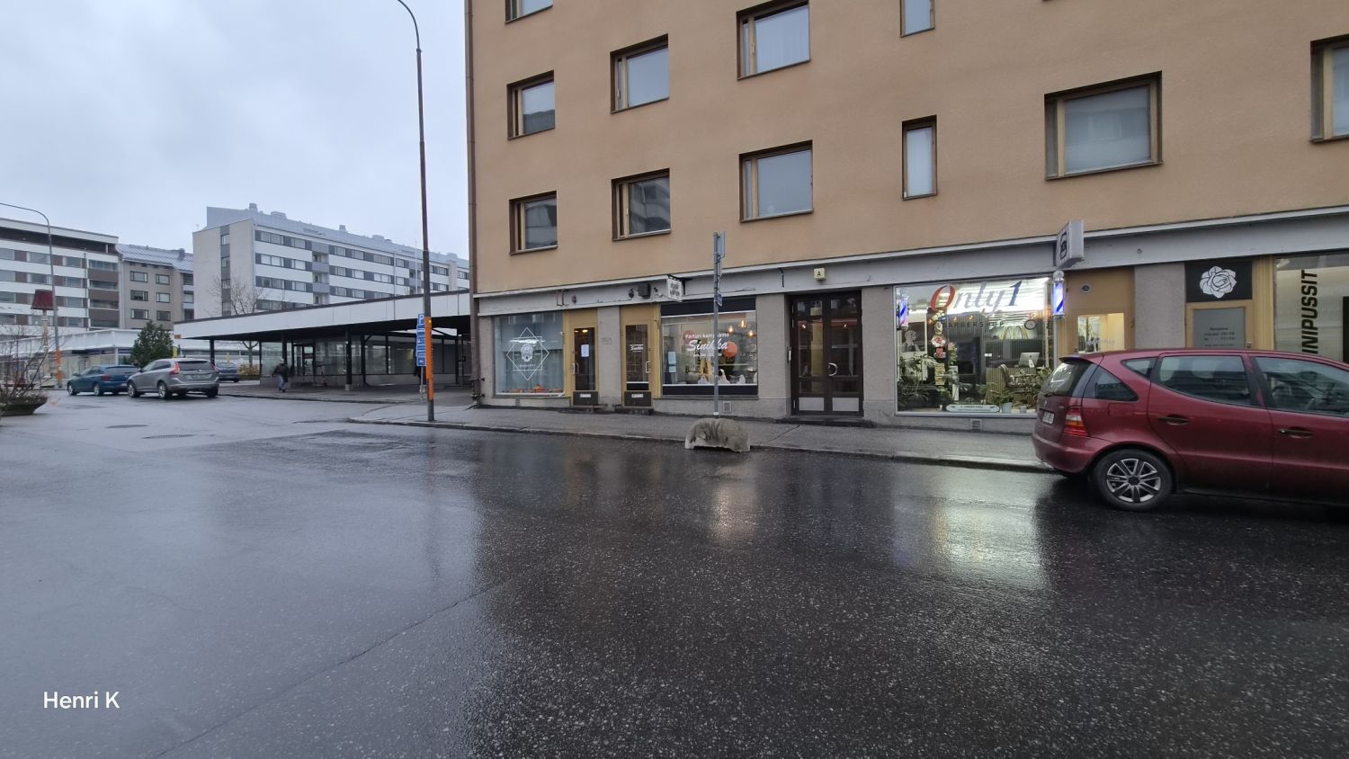 Siisti 51 m² katutason liiketila Jyväskylän keskustassa – Kauppakatu 5!

Vuokrattavana siisti ja toimiva 51 m² liiketila...